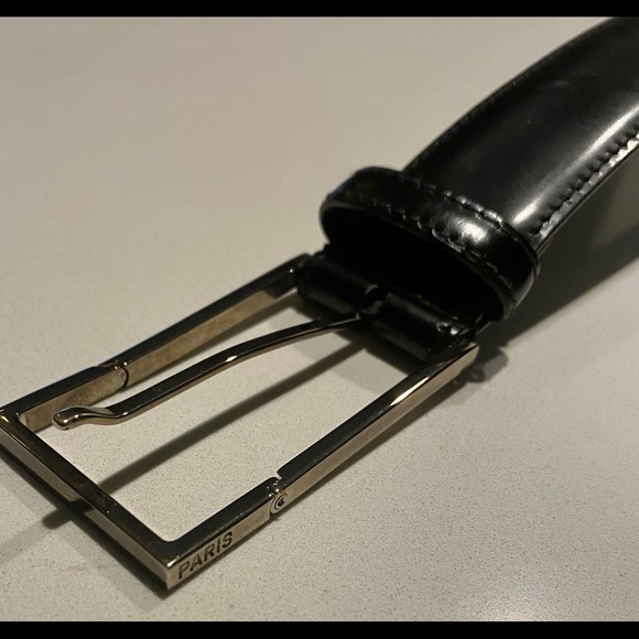 Dior men’s slim leather belt. Length 44 .Great to own ideal for as a gift option - Picture 8 of 10